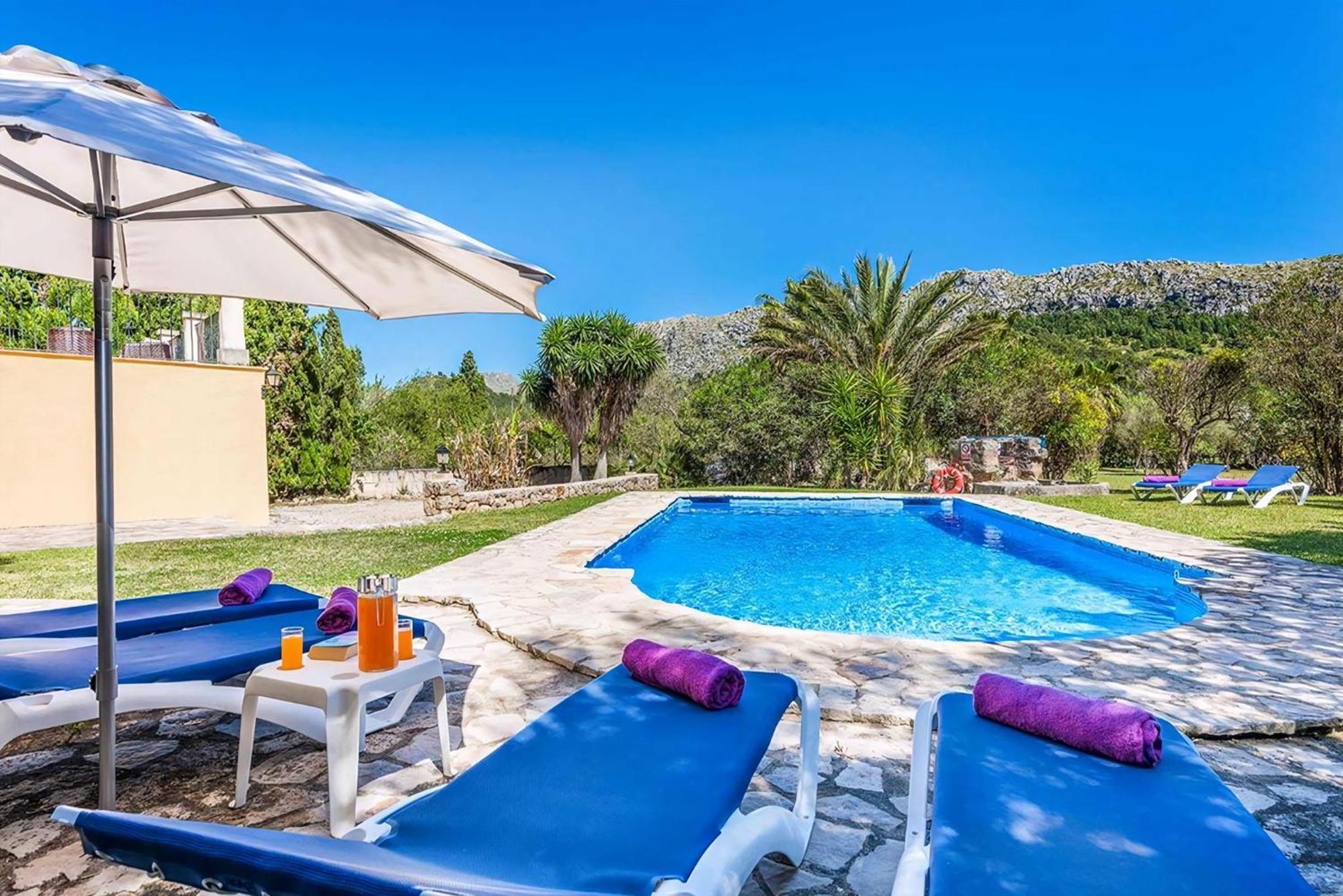 Tomas Mit Pool In Cala Sant Vicenc Pollença
