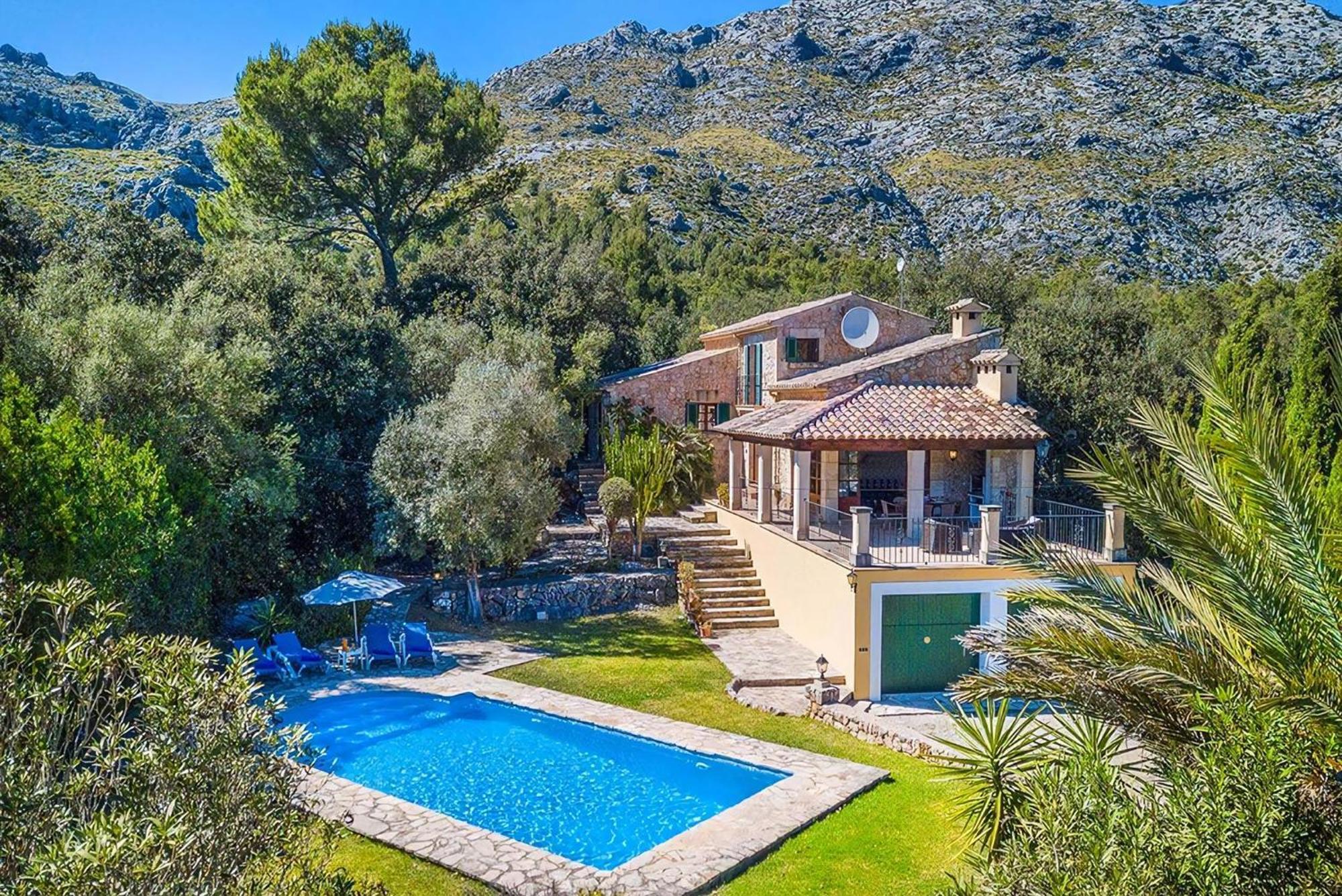 Tomas Mit Pool In Cala Sant Vicenc *